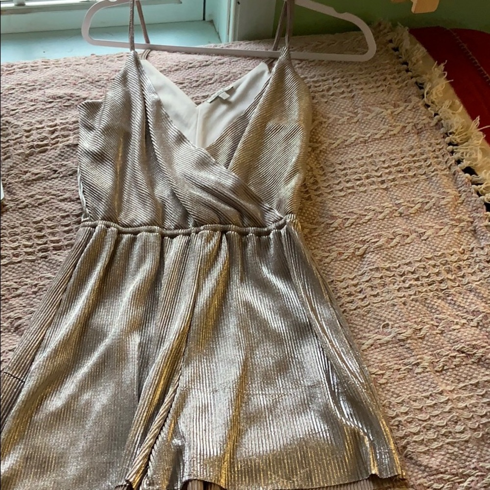 Champagne romper